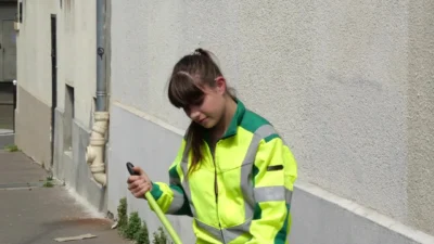 Gorgeus French Babe with Hairy Pussy and Perfect Firm Tits 675